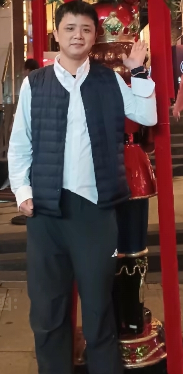 龙的陪伴的第一张照片--惠州王婆说媒